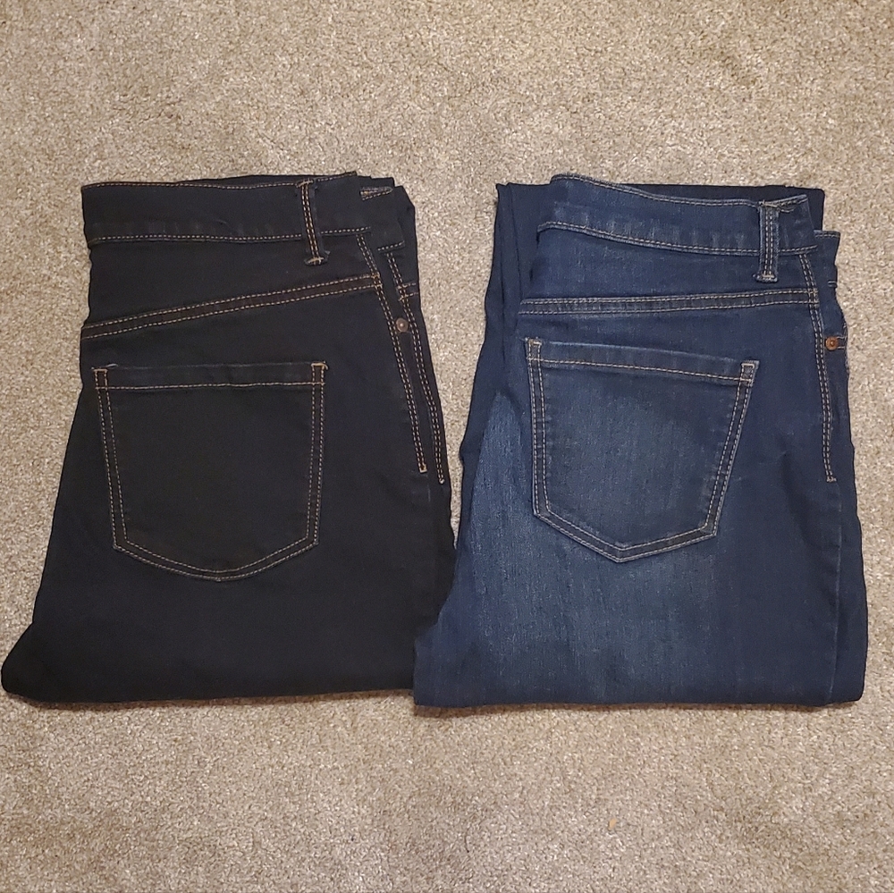 Bundle of Gloria Vanderbilt Women's Amanda Classic High Rise Tapered Jeans